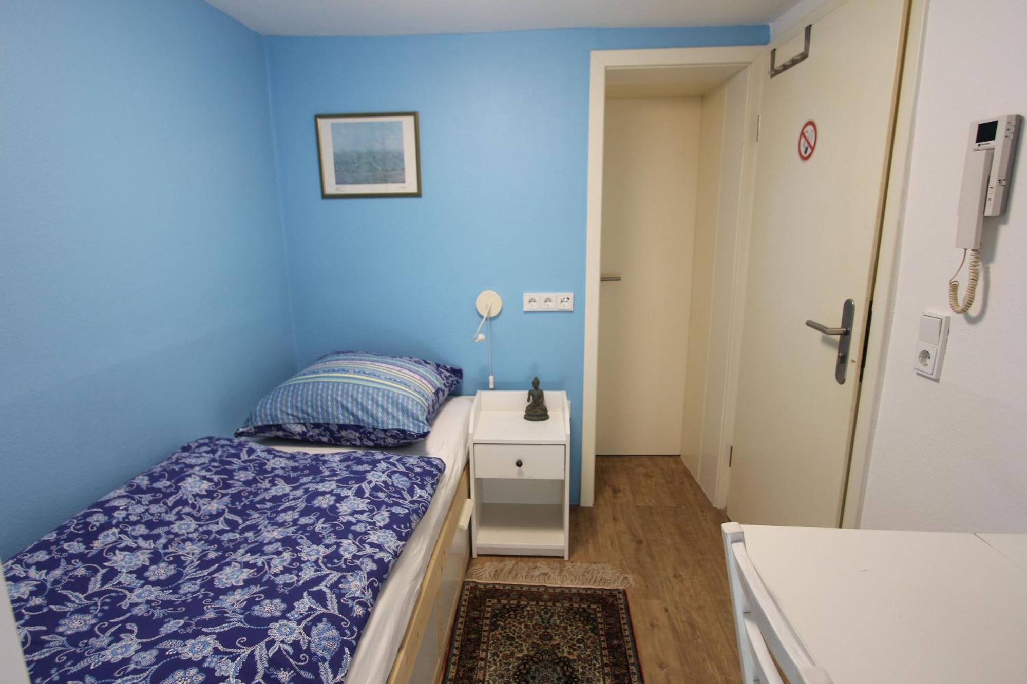 Kleine Wohnung Fuer Singles Daun Eksteriør billede